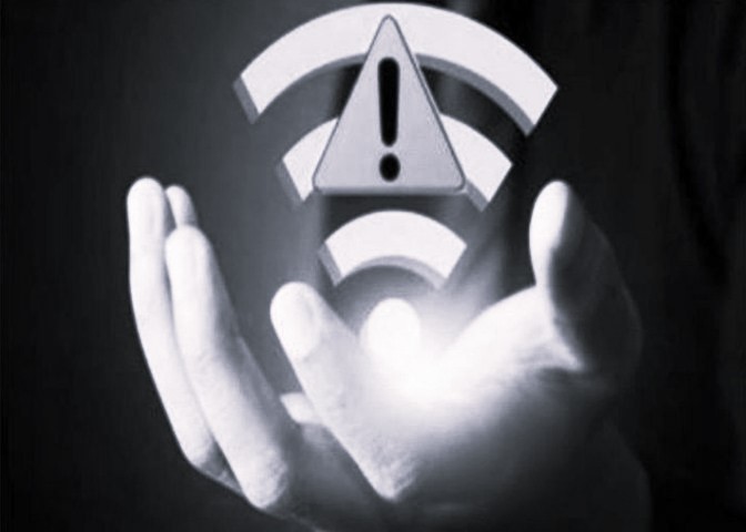 عندما يتلعثم العقل الرقمي… ماذا تخبرنا موجة الانهيارات التقنية في 2025؟