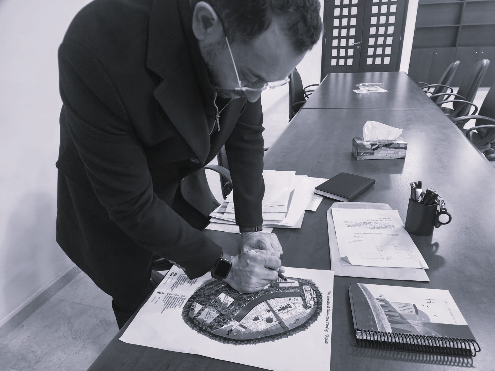 تحفة «أوسكار نيماير» الطرابلسية تخشى تكرار تجربة المباني المتصدعة