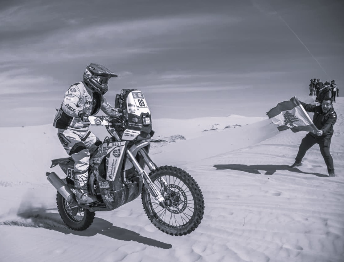 إيهاب الحكيم… سفير الطموح اللبناني في عالم سباقات الدراجات الصحراوية